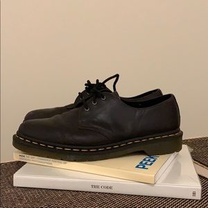 Dr Martens Black Smooth 3-eye Unisex Style